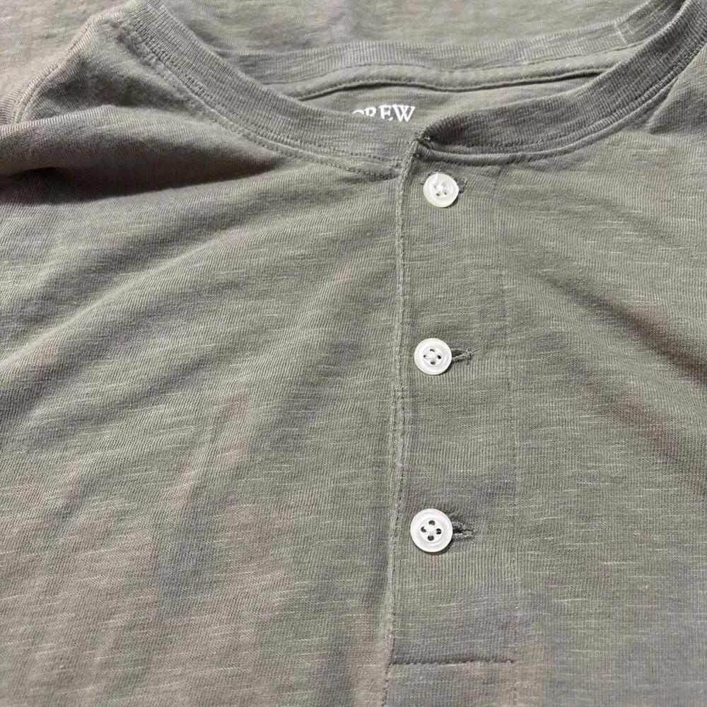 J. Crew Men's Slub Cotton 3 Button Henley Short Sleeves Vintage Surplus Green XL